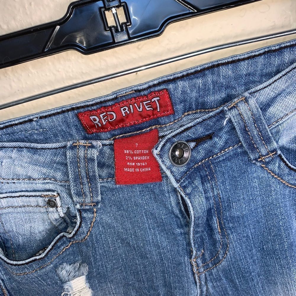 Red Rivet Distressed Bootcut Jeans - Picture 4 of 6
